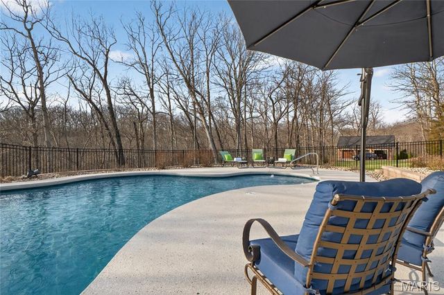 1275 Kohlers Lane, Defiance, MO 63341