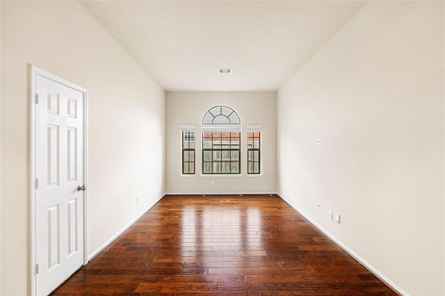 2310 Shadow Canyon Court, Pearland, TX 77584