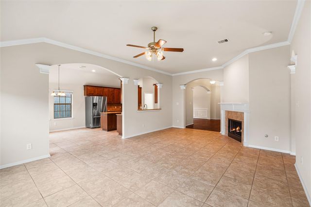 2310 Shadow Canyon Court, Pearland, TX 77584