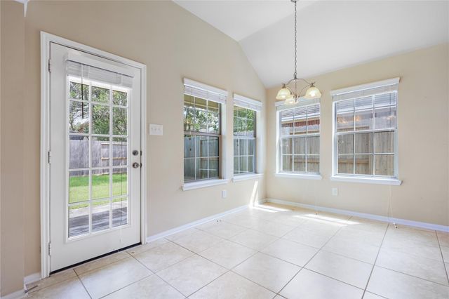 2310 Shadow Canyon Court, Pearland, TX 77584