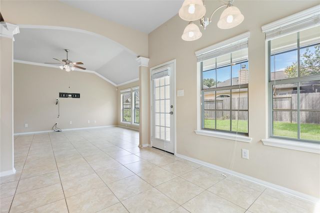 2310 Shadow Canyon Court, Pearland, TX 77584