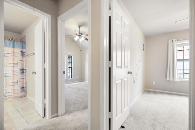 2310 Shadow Canyon Court, Pearland, TX 77584
