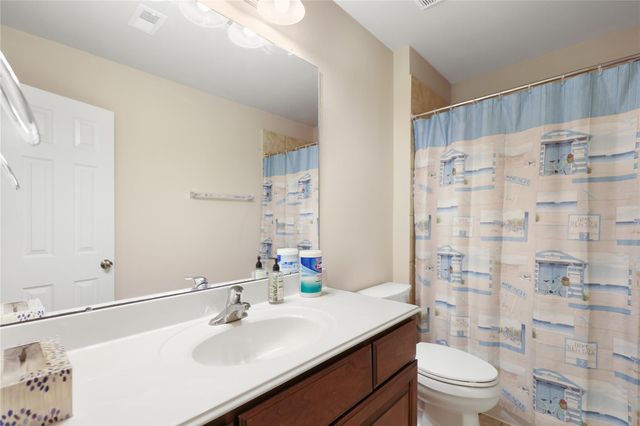 2310 Shadow Canyon Court, Pearland, TX 77584