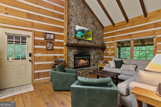 322 Honeysuckle Way, Blue Ridge, GA 30513