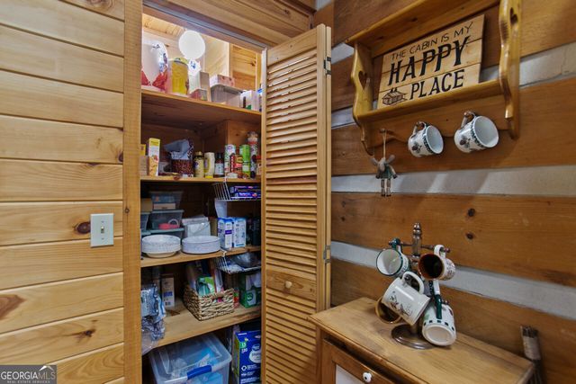 322 Honeysuckle Way, Blue Ridge, GA 30513