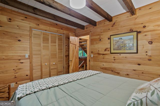 322 Honeysuckle Way, Blue Ridge, GA 30513
