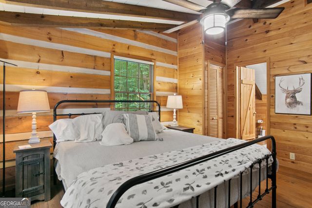 322 Honeysuckle Way, Blue Ridge, GA 30513
