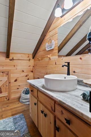 322 Honeysuckle Way, Blue Ridge, GA 30513