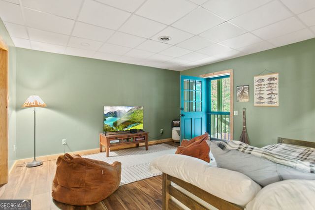 322 Honeysuckle Way, Blue Ridge, GA 30513