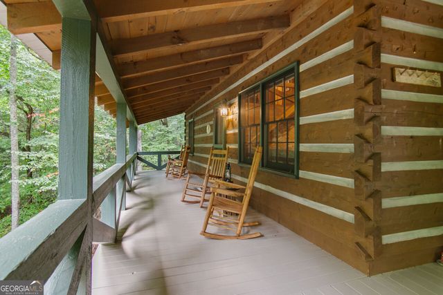 322 Honeysuckle Way, Blue Ridge, GA 30513
