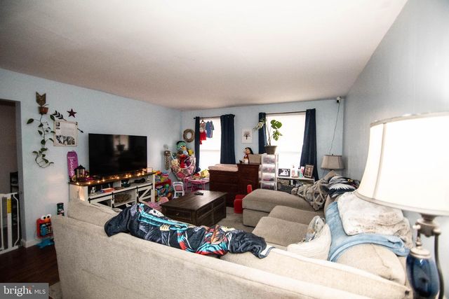 12 S 3RD ST, Newport, PA 17074