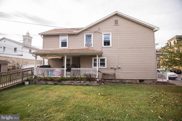 12 S 3RD ST, Newport, PA 17074