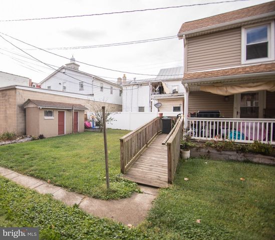 12 S 3RD ST, Newport, PA 17074