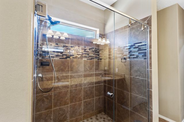 625 Palo Alto Drive NE, Rio Rancho, NM 87124
