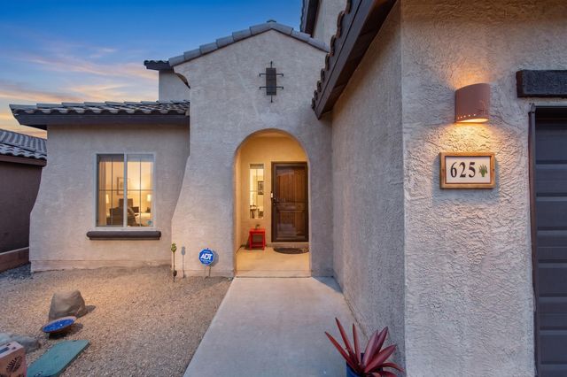 625 Palo Alto Drive NE, Rio Rancho, NM 87124