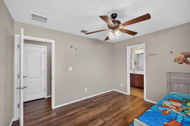 625 Palo Alto Drive NE, Rio Rancho, NM 87124