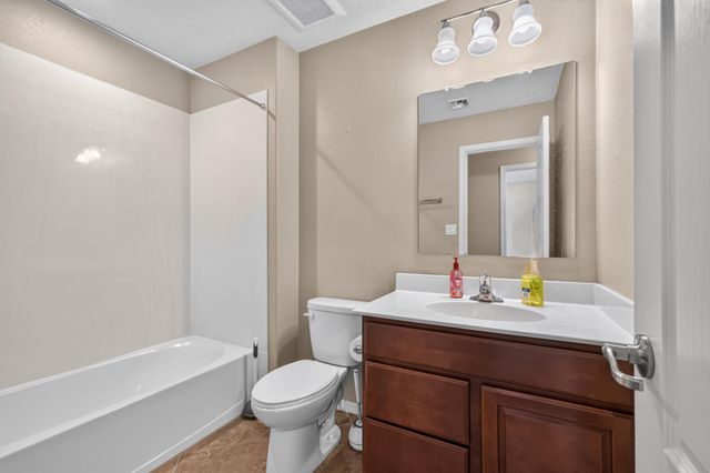 625 Palo Alto Drive NE, Rio Rancho, NM 87124