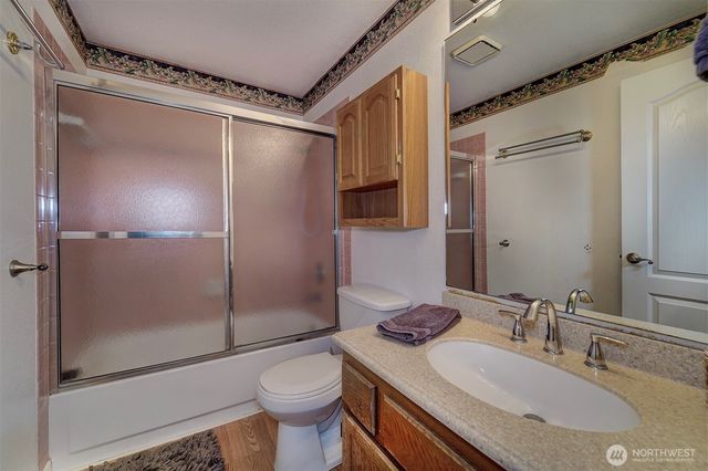 1596 NW Duesenberg Court, Silverdale, WA 98383