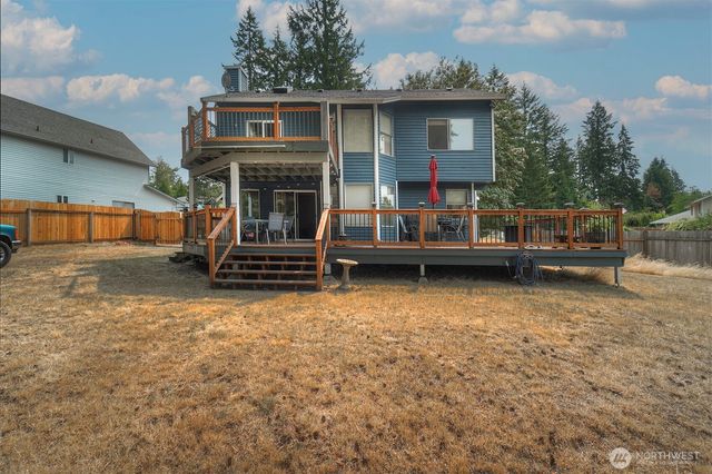 1596 NW Duesenberg Court, Silverdale, WA 98383
