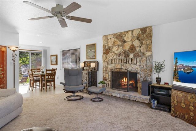 645 S 5th, Jacksonville, OR 97530