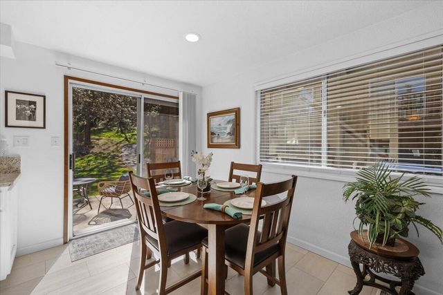 645 S 5th, Jacksonville, OR 97530