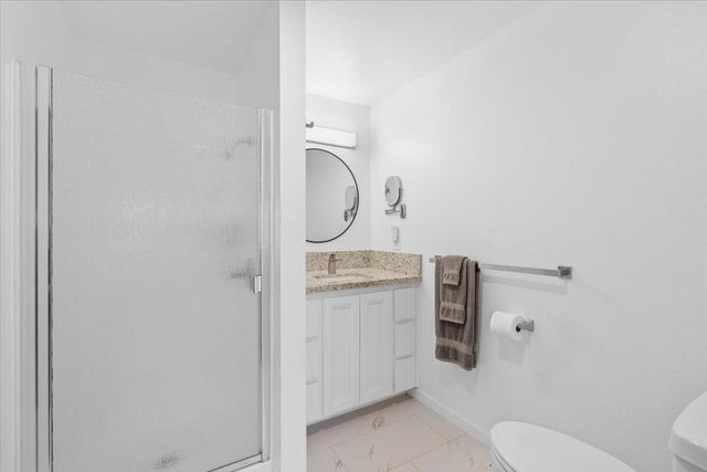 645 S 5th, Jacksonville, OR 97530