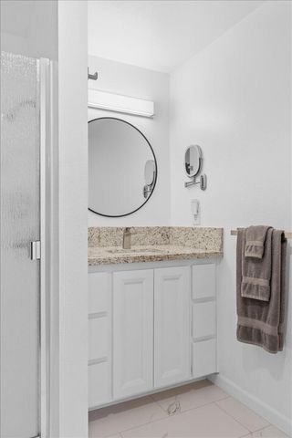 645 S 5th, Jacksonville, OR 97530