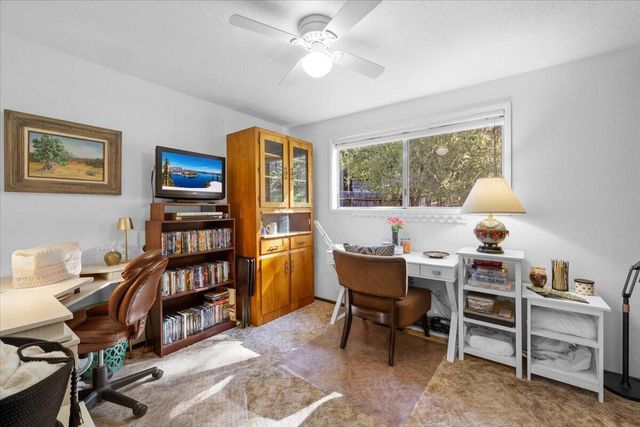 645 S 5th, Jacksonville, OR 97530