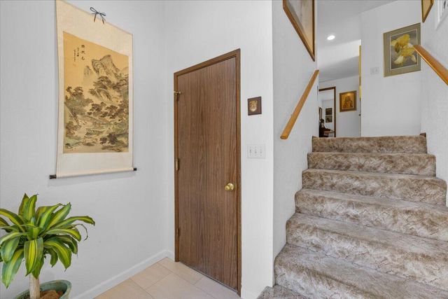 645 S 5th, Jacksonville, OR 97530