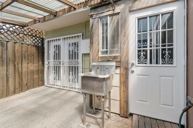 7913 Cook Road, Houston, TX 77072