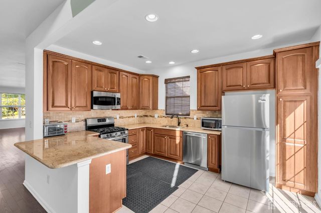 2464 Canterbury Lane, North Brunswick, NJ 08902