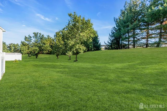 2464 Canterbury Lane, North Brunswick, NJ 08902