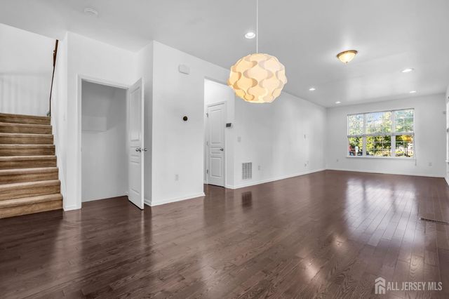 2464 Canterbury Lane, North Brunswick, NJ 08902