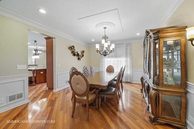 1142 Deerpath Road, Aurora, IL 60506