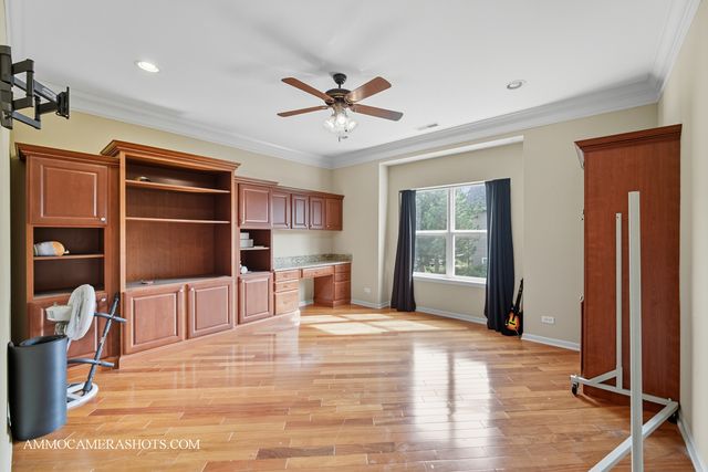 1142 Deerpath Road, Aurora, IL 60506