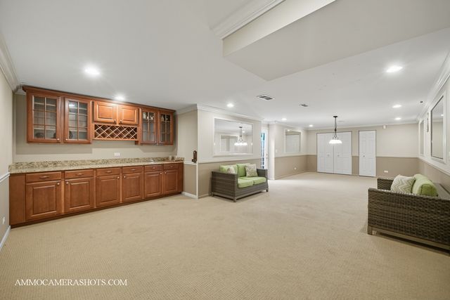 1142 Deerpath Road, Aurora, IL 60506