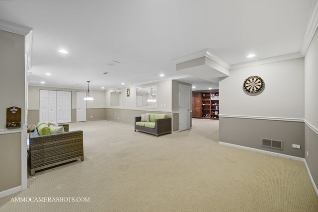 1142 Deerpath Road, Aurora, IL 60506