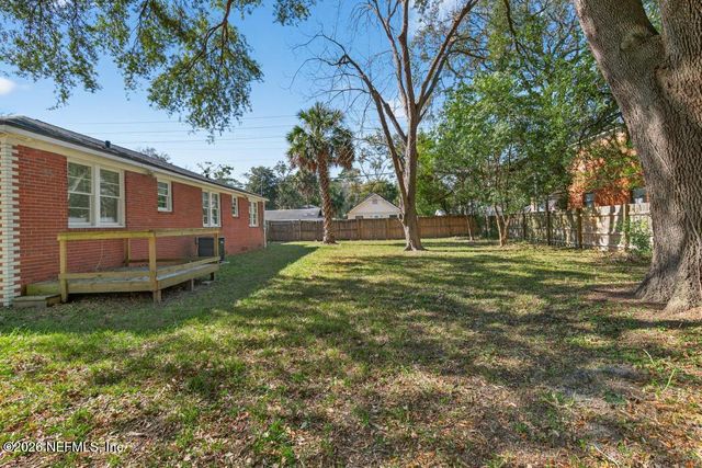819 MCDUFF Avenue S, Jacksonville, FL 32205