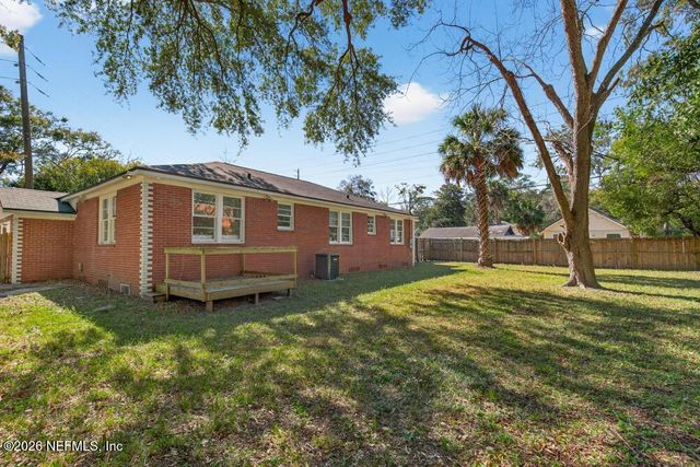 819 MCDUFF Avenue S, Jacksonville, FL 32205