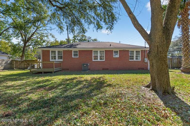 819 MCDUFF Avenue S, Jacksonville, FL 32205