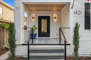 1421 T St, Sacramento, CA 95811
