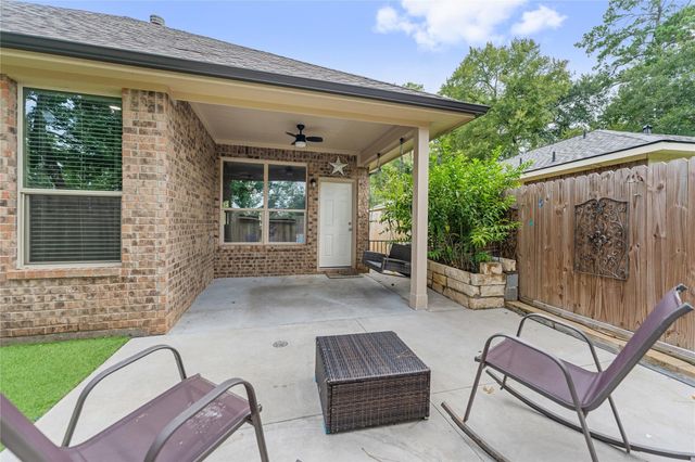 12635 Lakeshore Drive, Montgomery, TX 77356