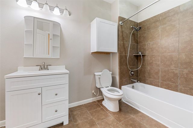 12635 Lakeshore Drive, Montgomery, TX 77356