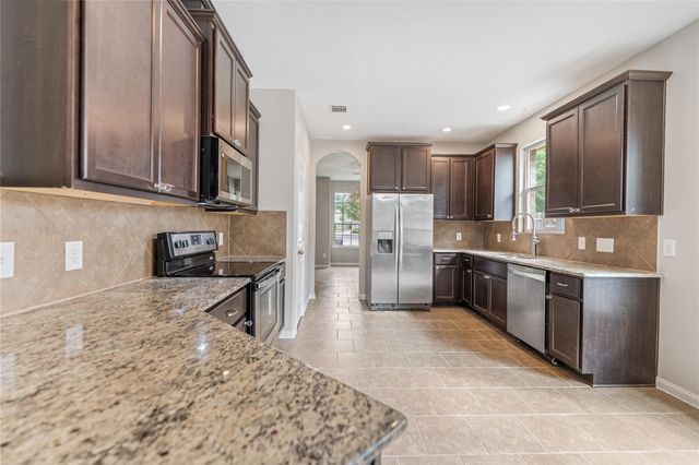12635 Lakeshore Drive, Montgomery, TX 77356