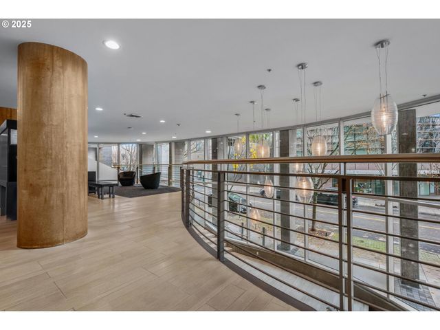 1255 Nw 9TH Ave 1305, Portland, OR 97209