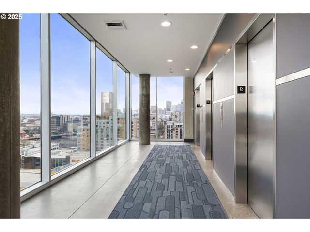 1255 Nw 9TH Ave 1305, Portland, OR 97209