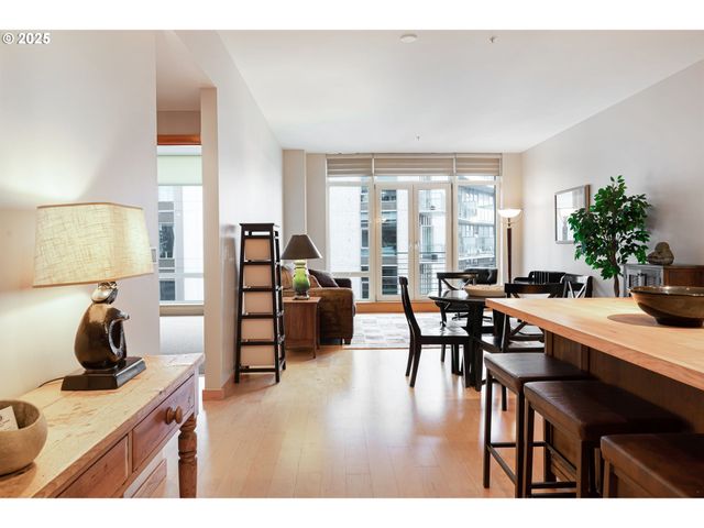 1255 Nw 9TH Ave 1305, Portland, OR 97209