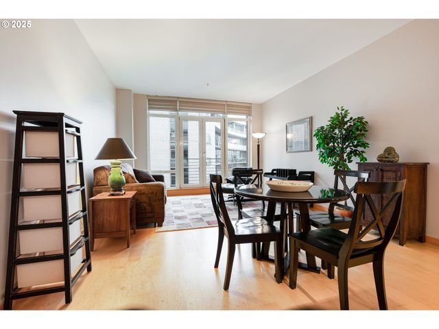 1255 Nw 9TH Ave 1305, Portland, OR 97209