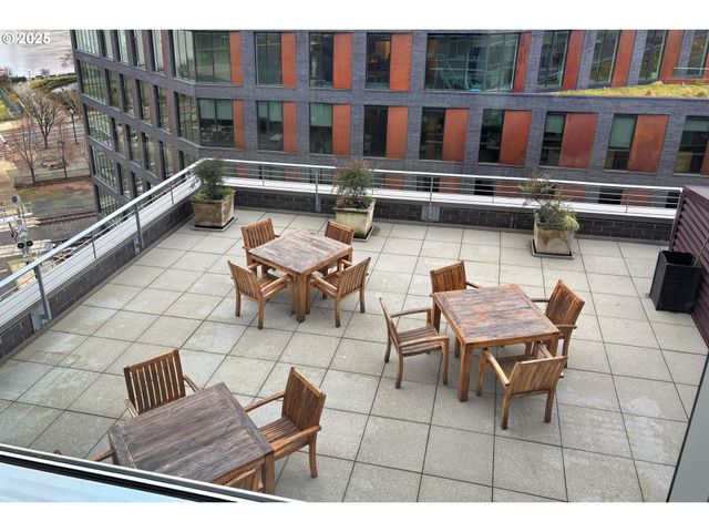 1255 Nw 9TH Ave 1305, Portland, OR 97209