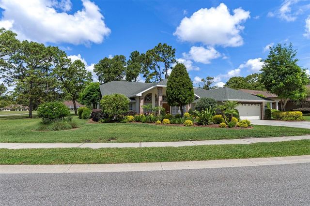 5205 LEGEND HILLS LANE, Brooksville, FL 34609